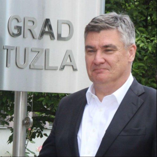 Demokratska fronta Tuzla: Milanoviću i Lugaviću, nije Švabo na Husinu, zašto niste posjetili Kapiju?!