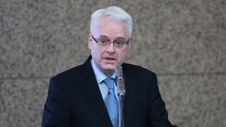 Ivo Josipović: Poricanje zločina u Srebrenici neće pomoći Srbiji da čuva dostojanstvo, ni Srbija ni Srbi nisu genocidni