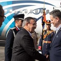 Bećirovića u Kairu dočekao egipatski državni ministar Ahmed Isa